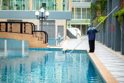 Swimming Pool Cleaning